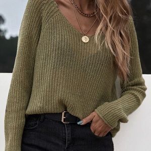 🌟Green Knit Long-sleeved Top🌟